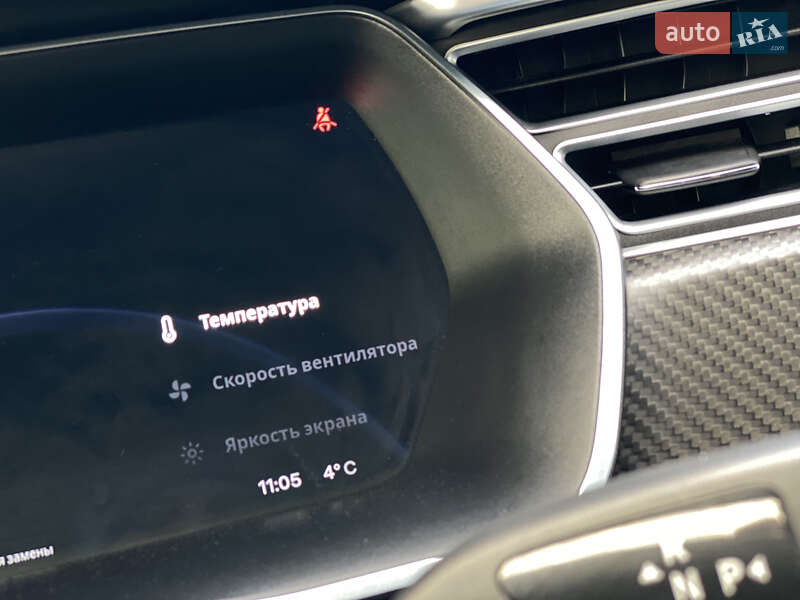 Лифтбек Tesla Model S 2017 в Луцке