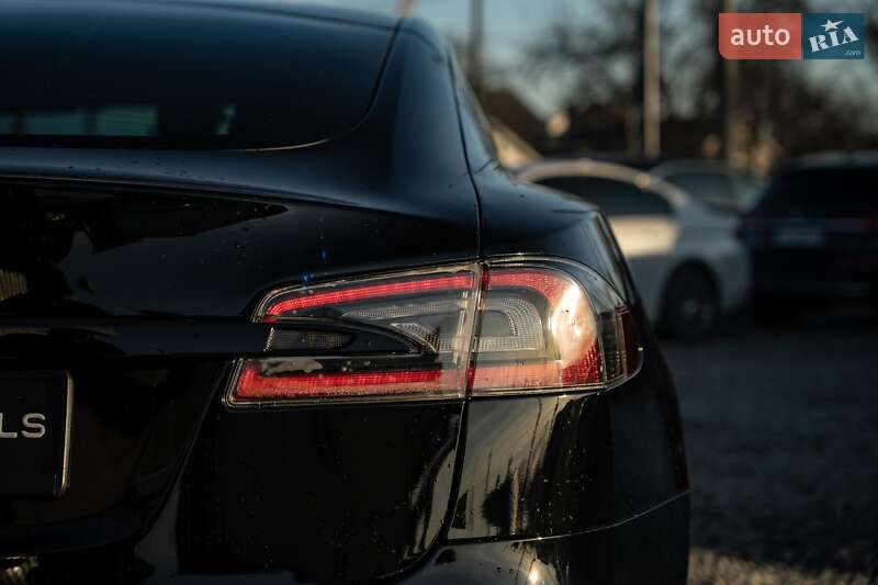 Лифтбек Tesla Model S 2021 в Черновцах фото 8 Лифтбек Tesla Model S 2021 в Черновцах