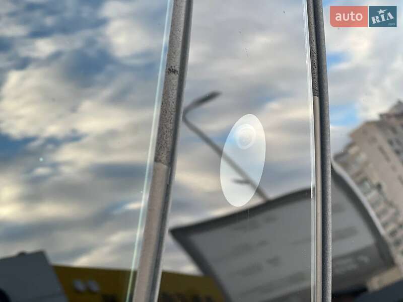 Лифтбек Tesla Model S 2019 в Одессе