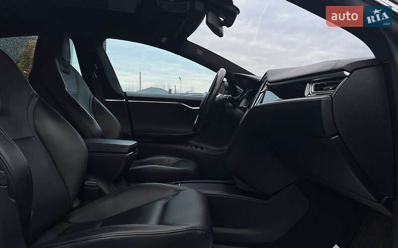 Лифтбек Tesla Model S 2016 в Коломые фото 21 Лифтбек Tesla Model S 2016 в Коломые