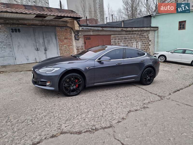 Лифтбек Tesla Model S 2018 в Вышгороде фото 2 Лифтбек Tesla Model S 2018 в Вышгороде