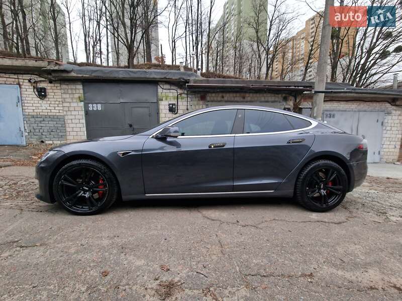 Лифтбек Tesla Model S 2018 в Вышгороде фото 6 Лифтбек Tesla Model S 2018 в Вышгороде