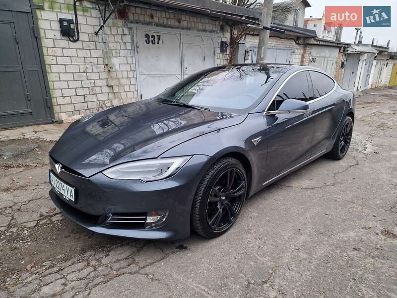 Лифтбек Tesla Model S 2018 в Вышгороде фото 11 Лифтбек Tesla Model S 2018 в Вышгороде