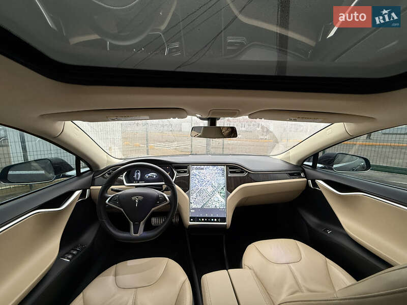 Лифтбек Tesla Model S 2013 в Киеве фото 5 Лифтбек Tesla Model S 2013 в Киеве
