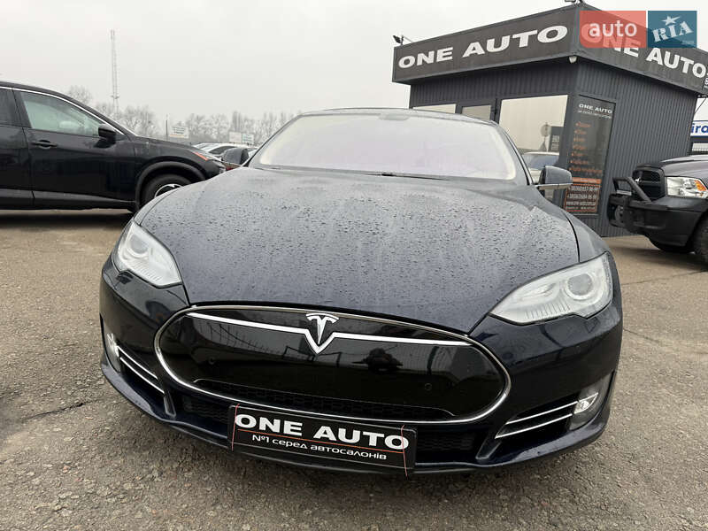 Лифтбек Tesla Model S 2013 в Киеве фото 11 Лифтбек Tesla Model S 2013 в Киеве