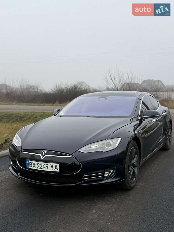Лифтбек Tesla Model S 2014 в Хмельницком фото 13 Лифтбек Tesla Model S 2014 в Хмельницком