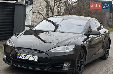 Лифтбек Tesla Model S 2014 в Львове