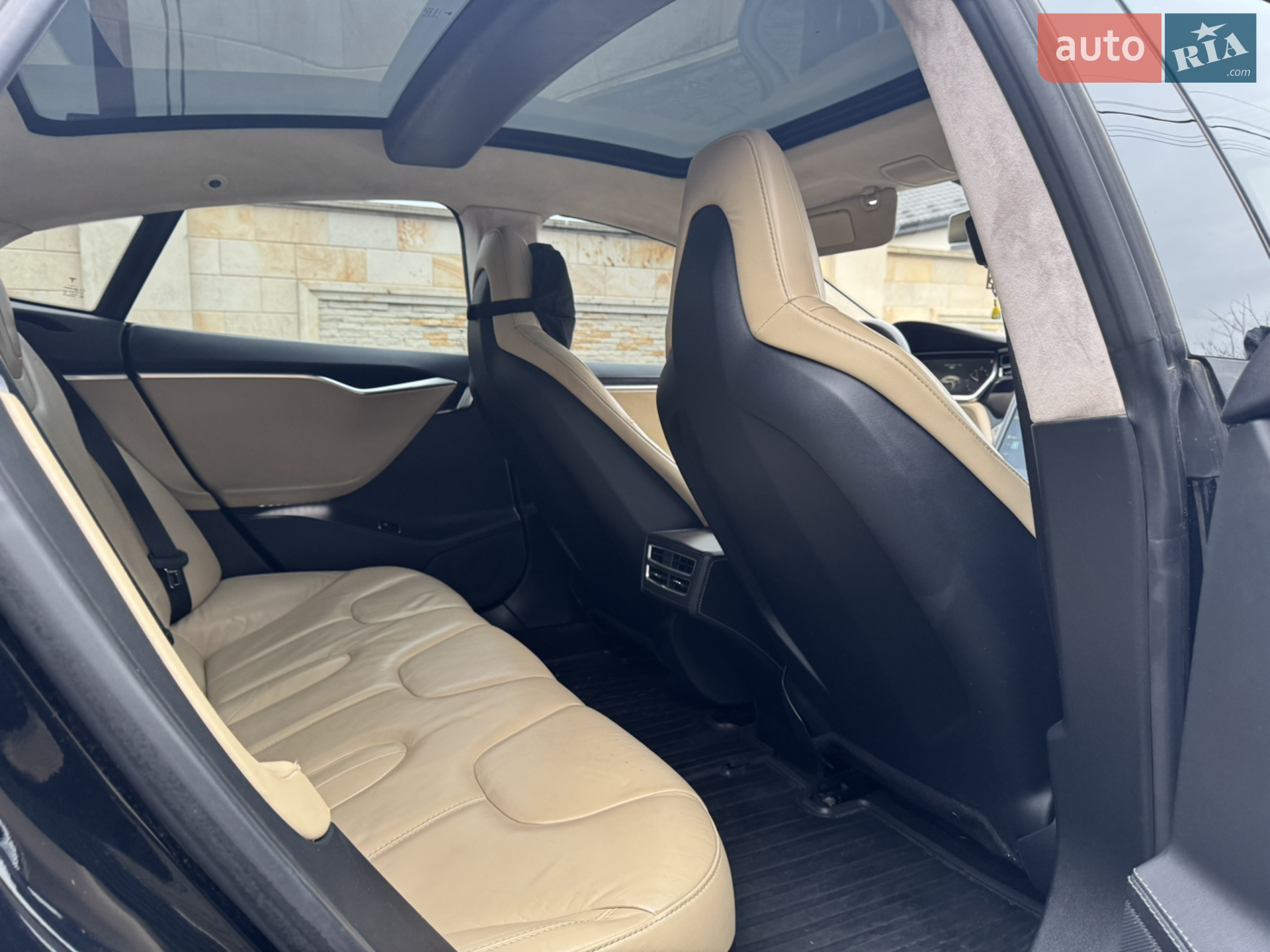 2014 Tesla Model S - мініатюра 15