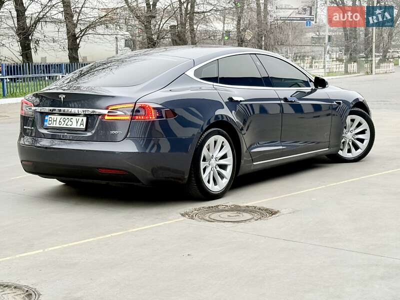 Лифтбек Tesla Model S 2017 в Одессе
