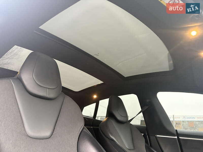 Лифтбек Tesla Model S 2017 в Трускавце фото 17 Лифтбек Tesla Model S 2017 в Трускавце