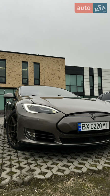 Tesla Model S 2016 Tesla Model S 2016