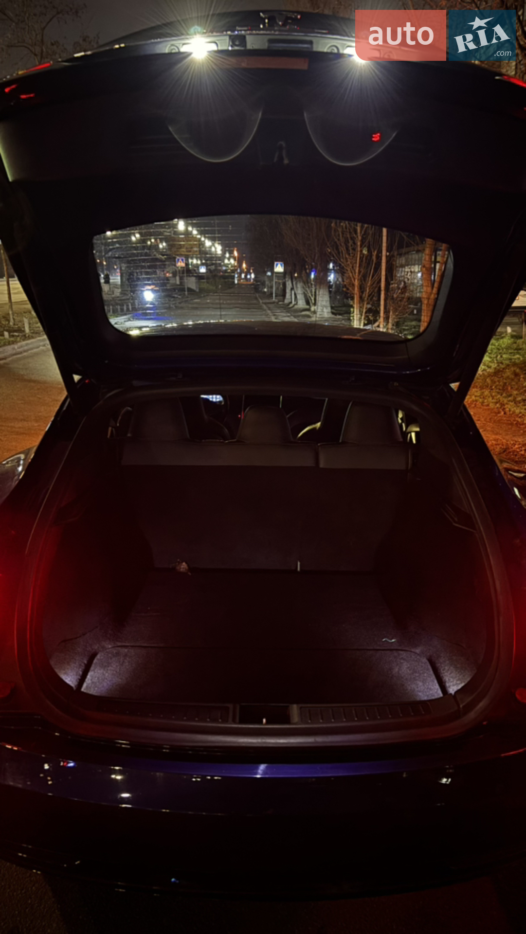 2016 Tesla Model S - мініатюра 28