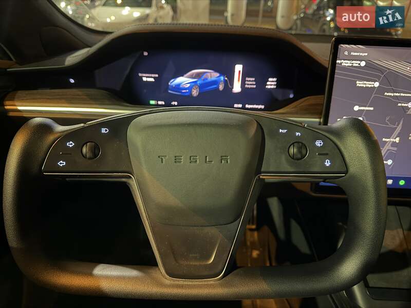 Лифтбек Tesla Model S 2023 в Одессе