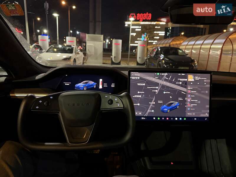 Лифтбек Tesla Model S 2023 в Одессе