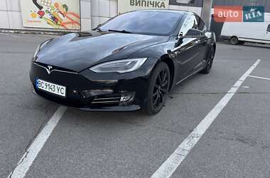 Ліфтбек Tesla Model S 2020 в Львові
