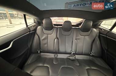 Лифтбек Tesla Model S 2017 в Запорожье