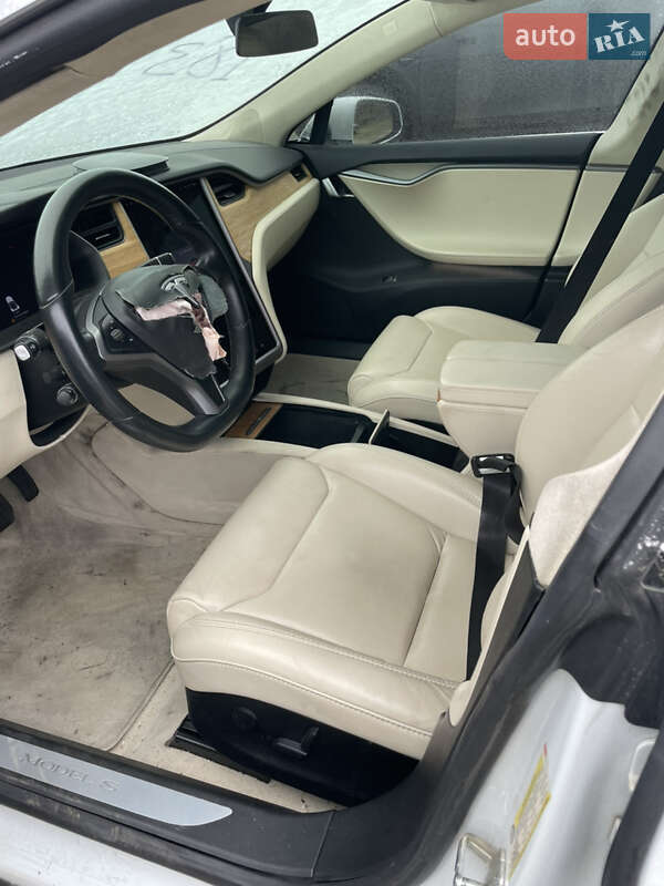 Ліфтбек Tesla Model S 2018 в Бродах фото 5 Ліфтбек Tesla Model S 2018 в Бродах