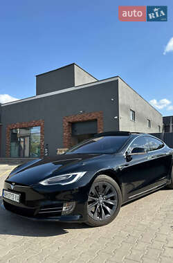 Лифтбек Tesla Model S 2018 в Виннице фото 35 Лифтбек Tesla Model S 2018 в Виннице