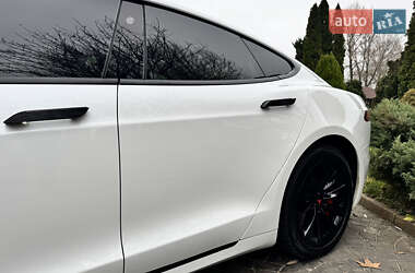 Ліфтбек Tesla Model S 2020 в Дніпрі