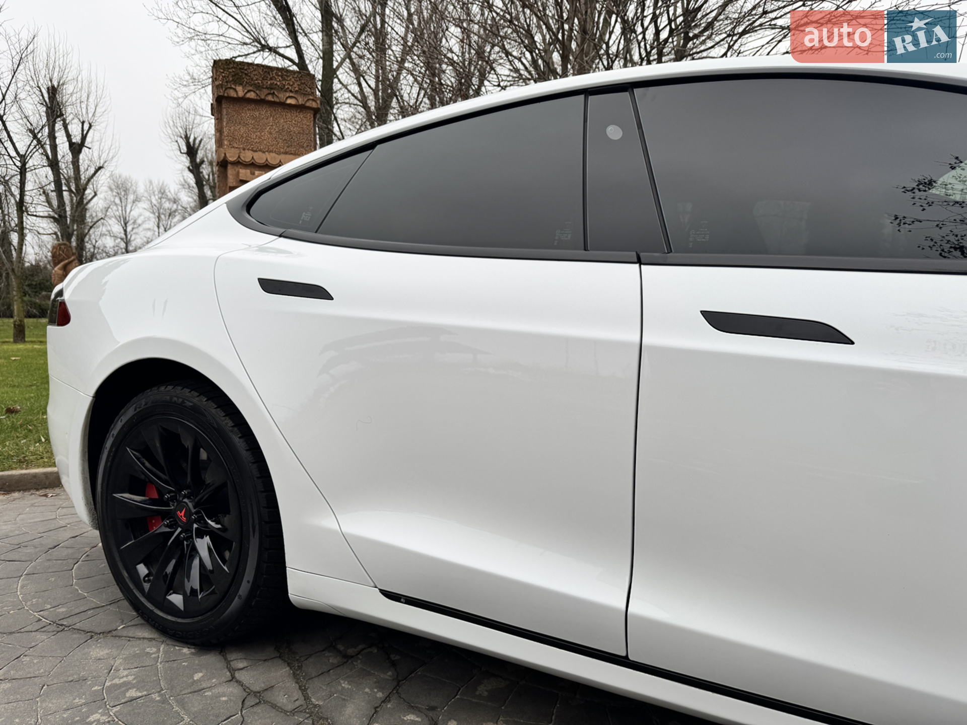 2020 Tesla Model S - мініатюра 10