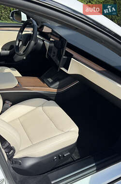 Лифтбек Tesla Model S 2023 в Львове