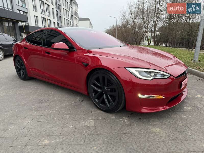 Лифтбек Tesla Model S 2021 в Львове
