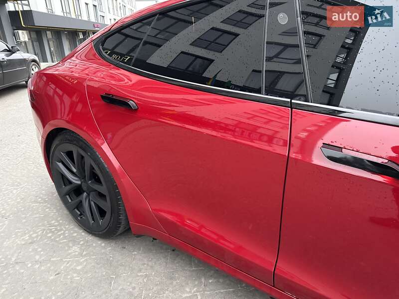 Лифтбек Tesla Model S 2021 в Львове