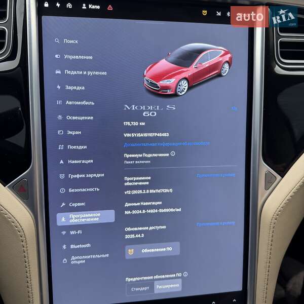 Ліфтбек Tesla Model S 2014 в Києві