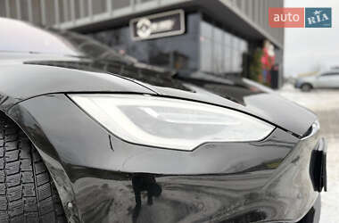 Ліфтбек Tesla Model S 2017 в Києві