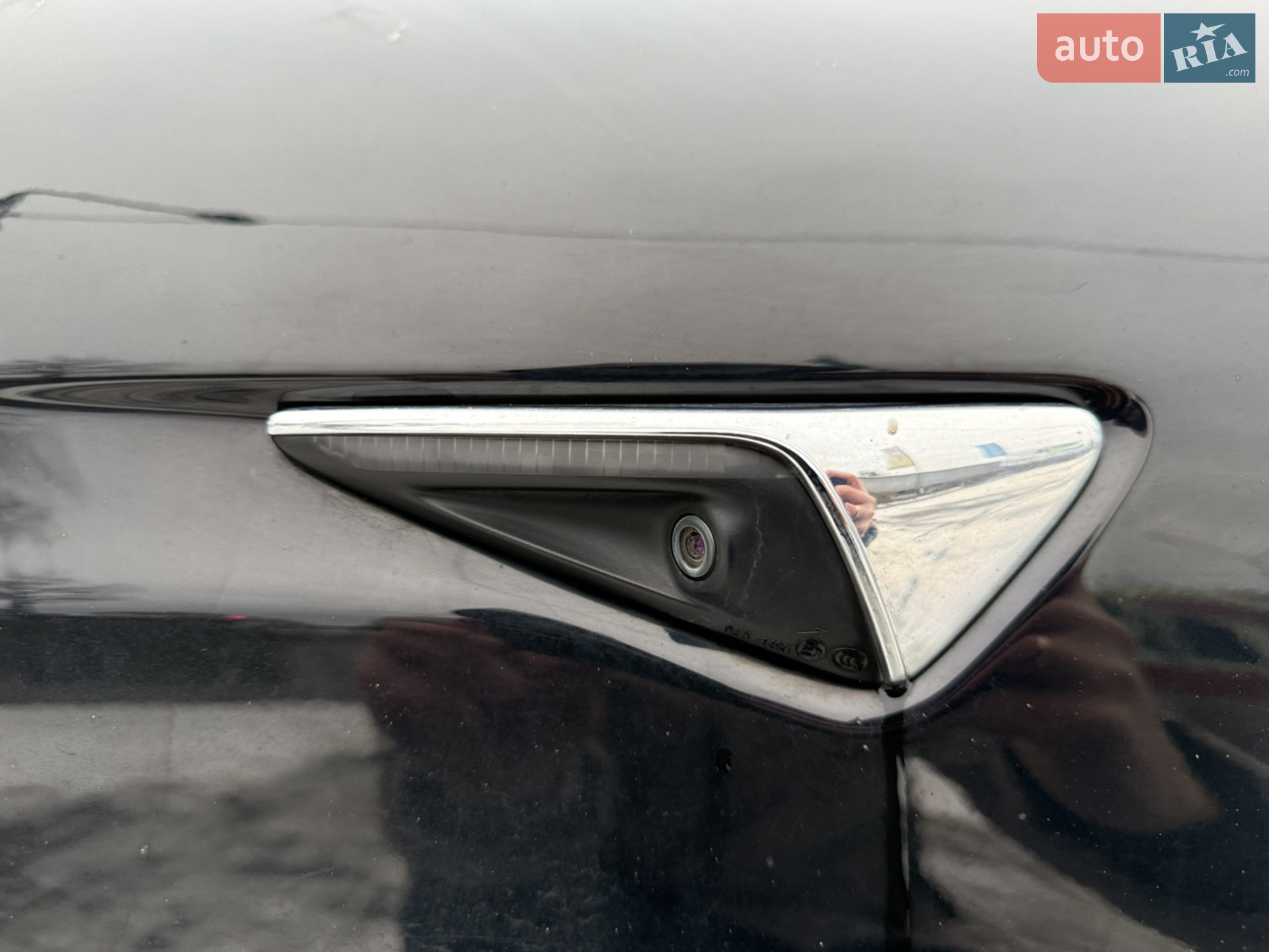 Tesla Model S 2017 VIN 5YJSA1E14HF209722 фото оголошення 26 з 99