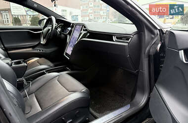 Ліфтбек Tesla Model S 2017 в Києві