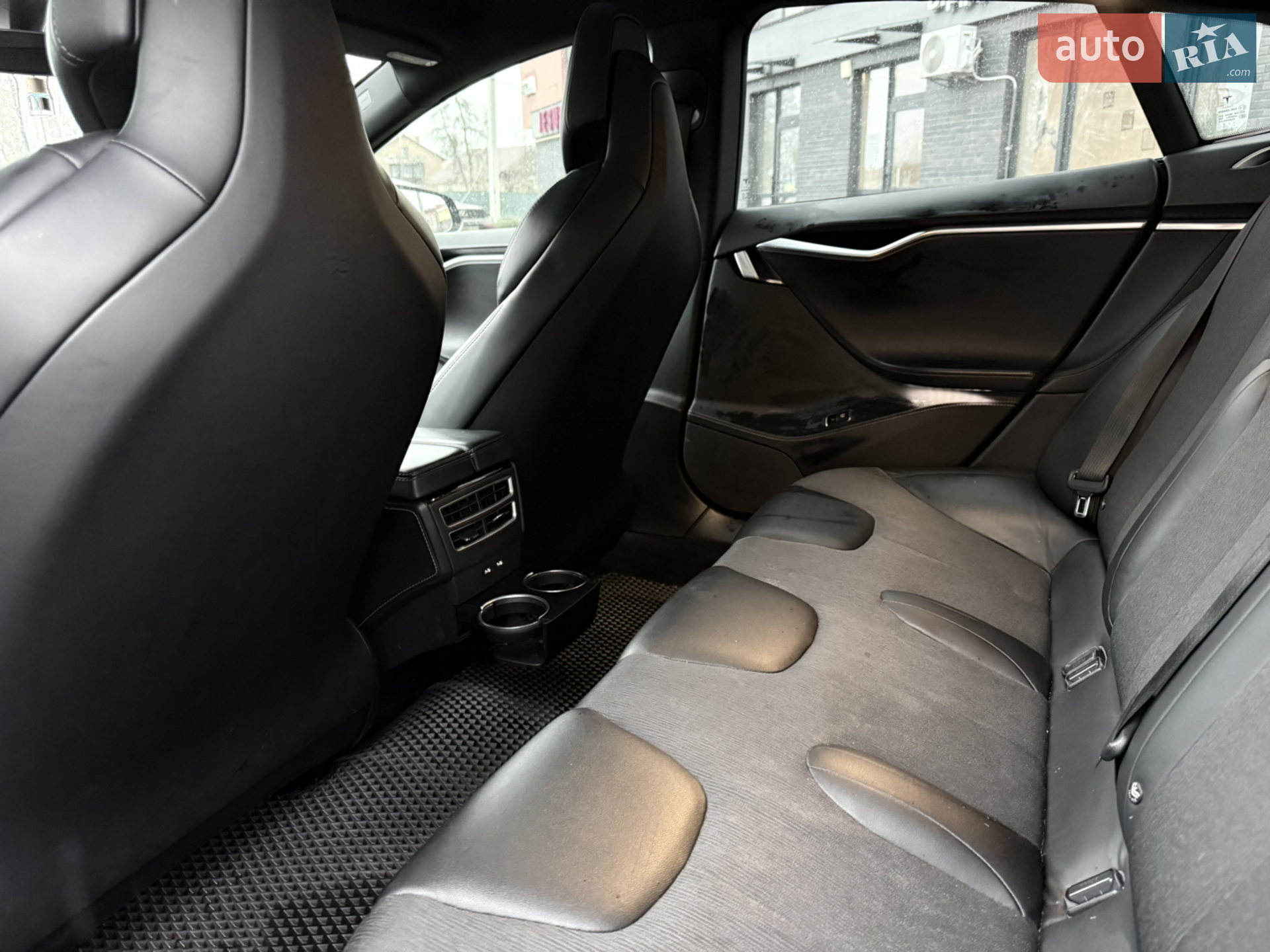 Tesla Model S 2017 VIN 5YJSA1E14HF209722 фото оголошення 62 з 99