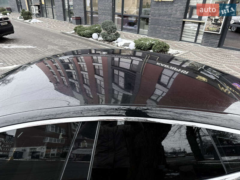 Лифтбек Tesla Model S 2017 в Киеве