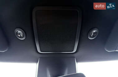 Ліфтбек Tesla Model S 2017 в Києві