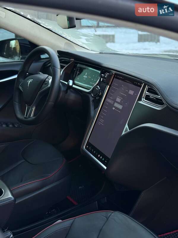 Лифтбек Tesla Model S 2013 в Черновцах фото 11 Лифтбек Tesla Model S 2013 в Черновцах