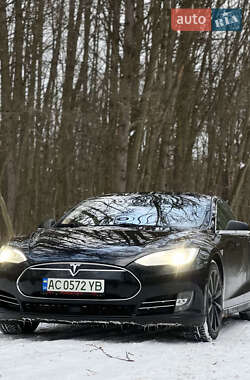 Лифтбек Tesla Model S 2015 в Луцке