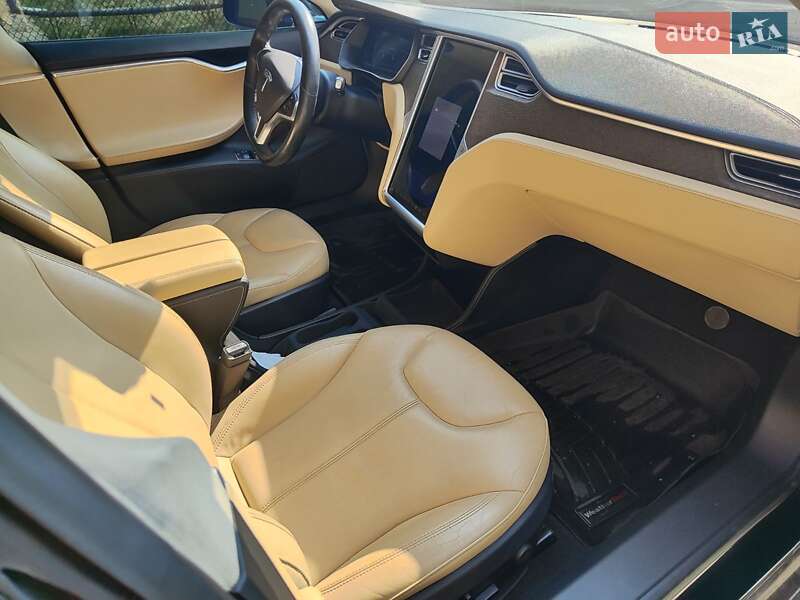 Ліфтбек Tesla Model S 2014 в Пустомитах фото 11 Ліфтбек Tesla Model S 2014 в Пустомитах