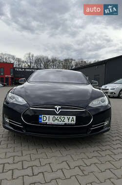 Лифтбек Tesla Model S 2013 в Черновцах