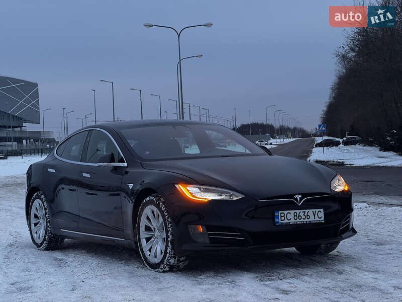 Ліфтбек Tesla Model S 2018 в Львові фото 5 Ліфтбек Tesla Model S 2018 в Львові