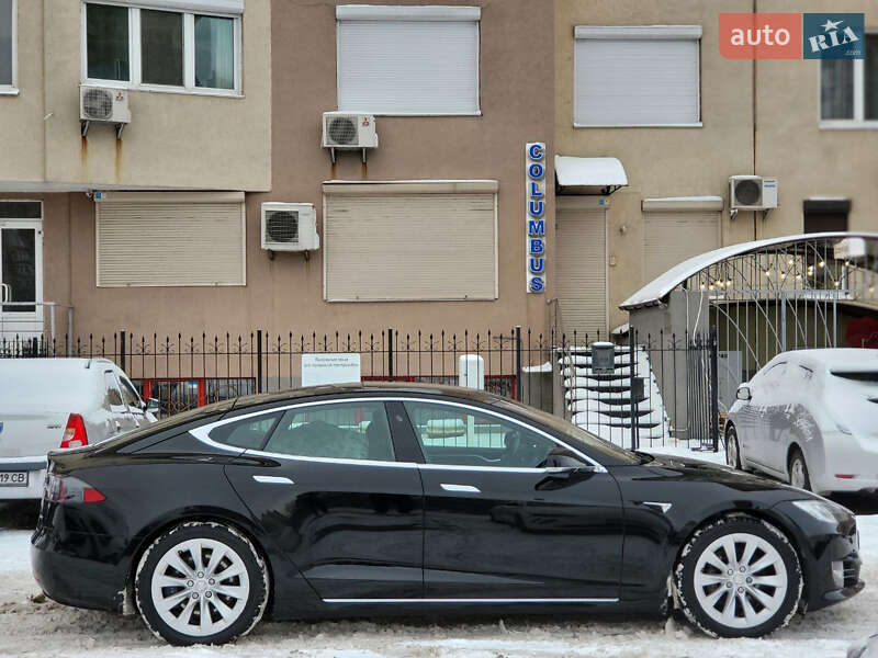 Ліфтбек Tesla Model S 2017 в Києві фото 6 Ліфтбек Tesla Model S 2017 в Києві