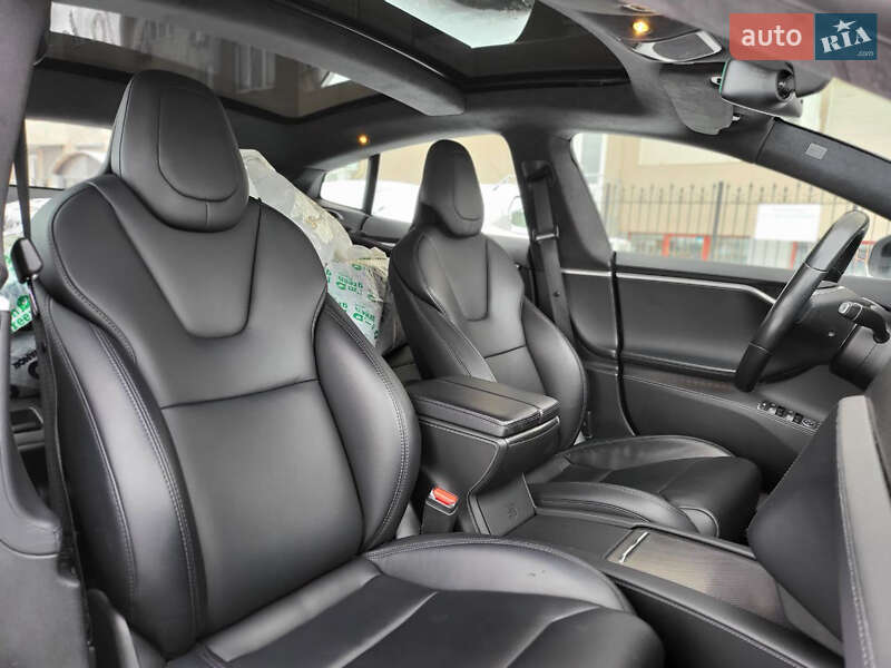 Ліфтбек Tesla Model S 2017 в Києві фото 13 Ліфтбек Tesla Model S 2017 в Києві
