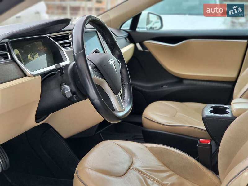 Ліфтбек Tesla Model S 2013 в Києві фото 14 Ліфтбек Tesla Model S 2013 в Києві