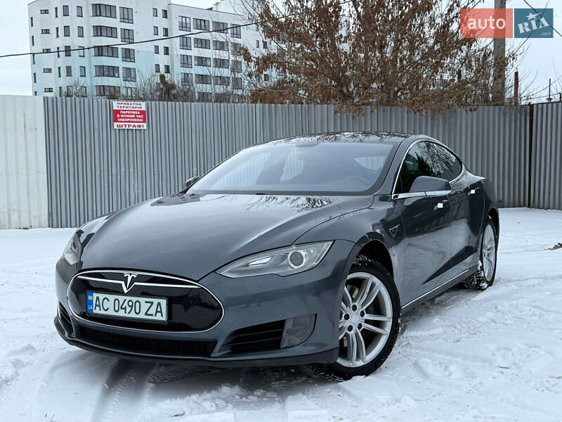 2013 Tesla Model-S, VIN 5YJSA2CN7DFP15079:plate — фото 1 (autoria)