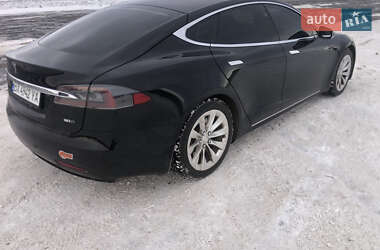 Лифтбек Tesla Model S 2017 в Виннице