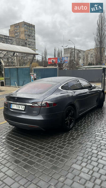 Лифтбек Tesla Model S 2015 в Одессе