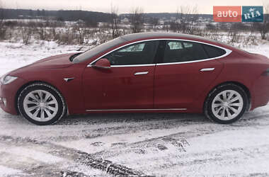 Лифтбек Tesla Model S 2018 в Виннице