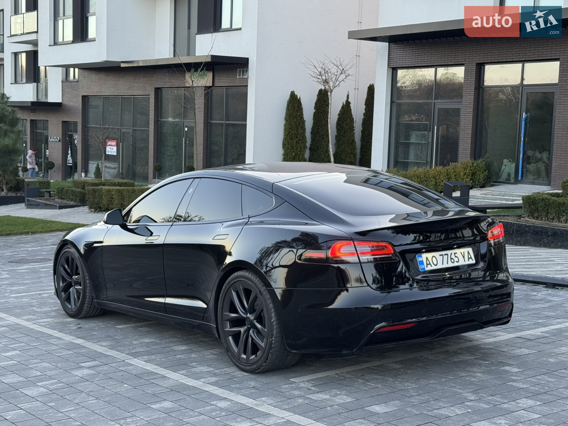 2022 Tesla Model S - мініатюра 5