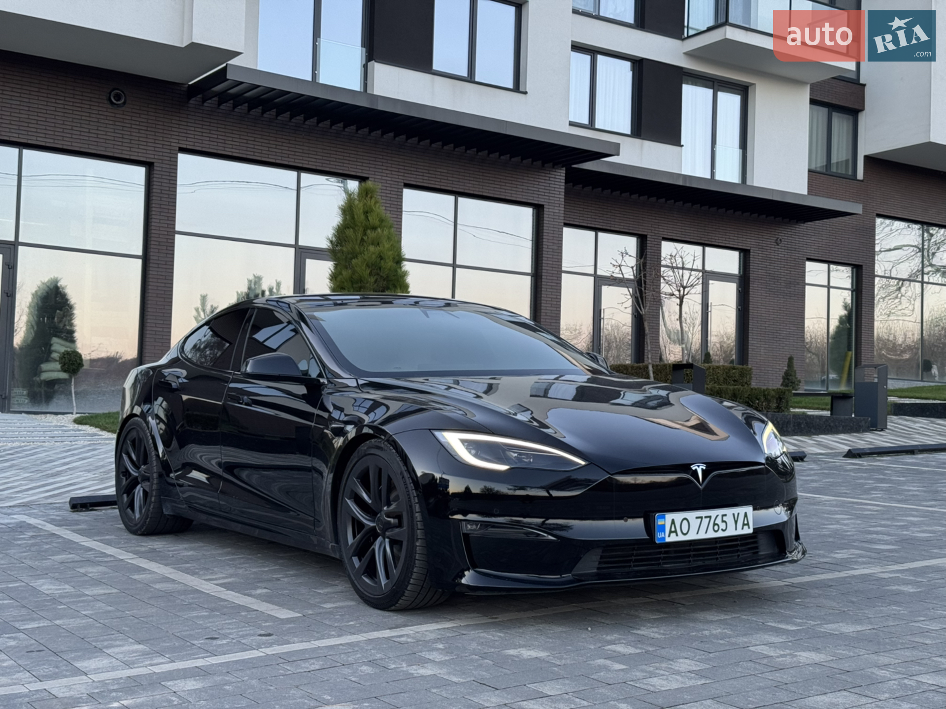 2022 Tesla Model S - мініатюра 12