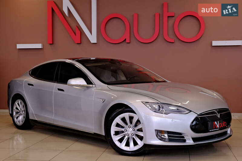Лифтбек Tesla Model S 2015 в Одессе фото 5 Лифтбек Tesla Model S 2015 в Одессе
