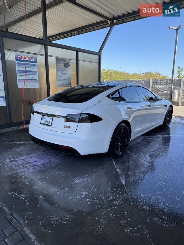 Лифтбек Tesla Model S 2021 в Днепре фото 5 Лифтбек Tesla Model S 2021 в Днепре